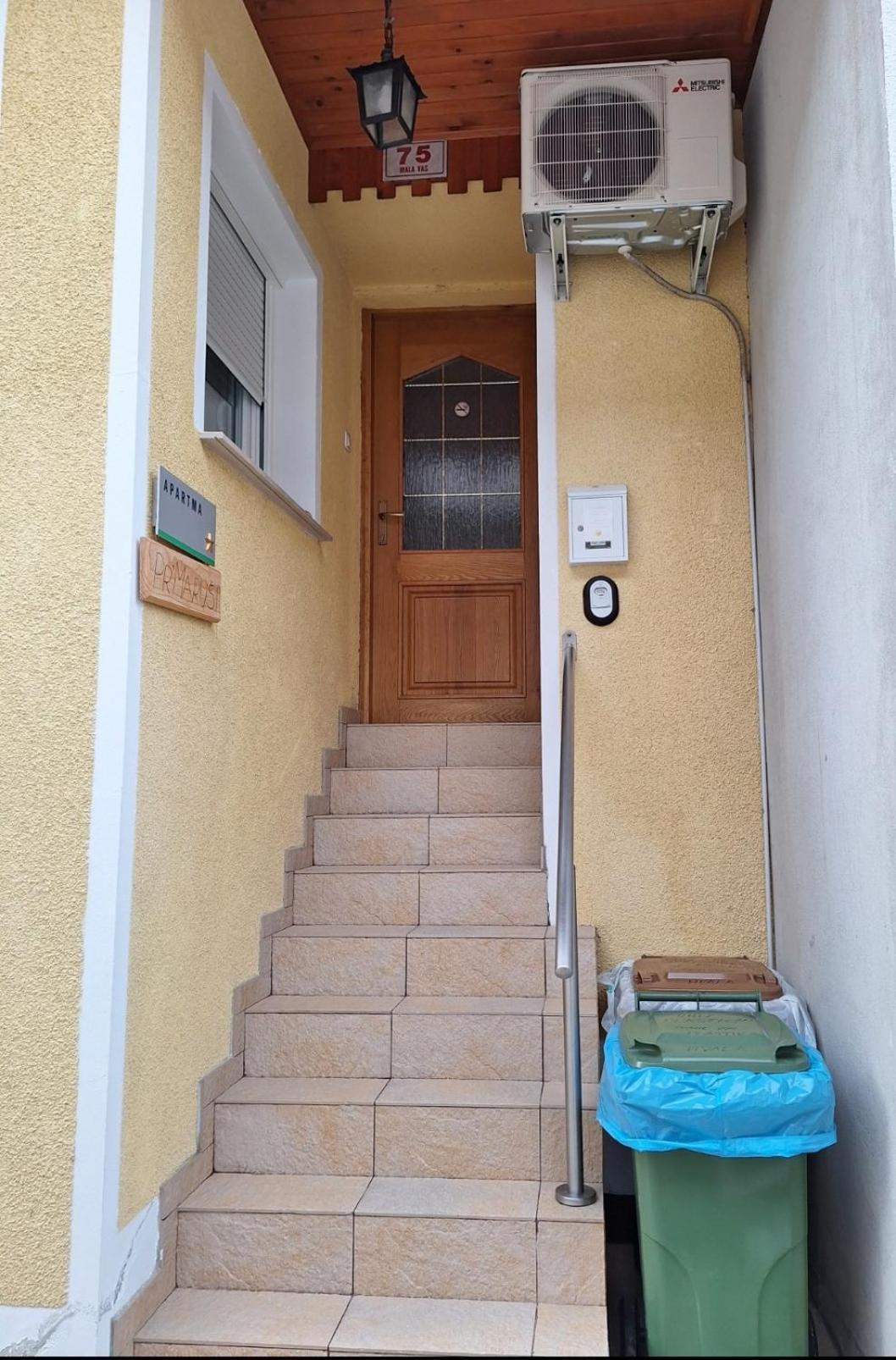 Apartma Pr Marusi Bovec Kültér fotó